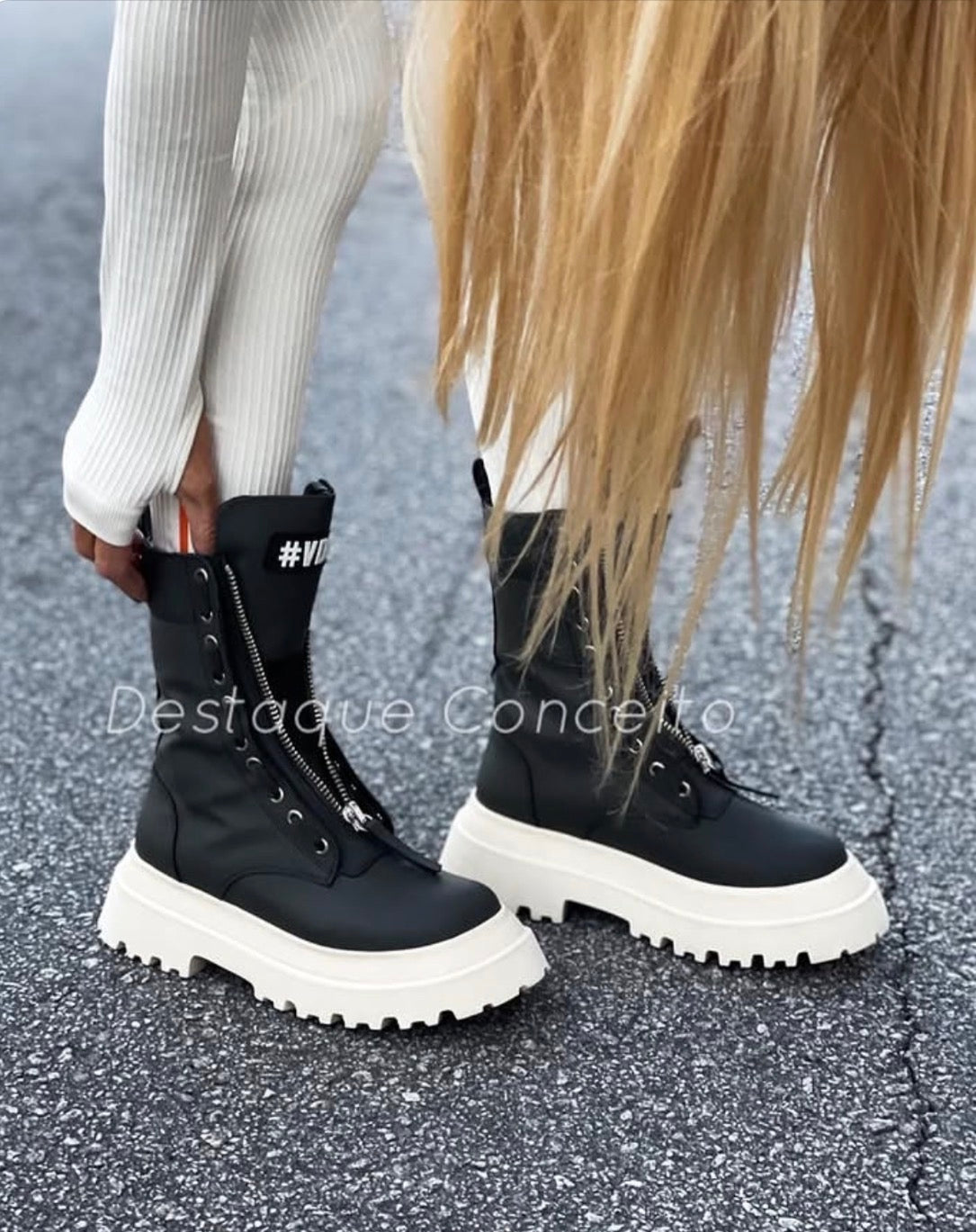 Botas
